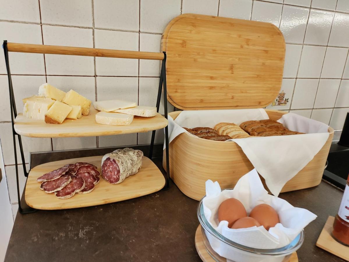 Maeva Guesthouse Puegnago Bagian luar foto
